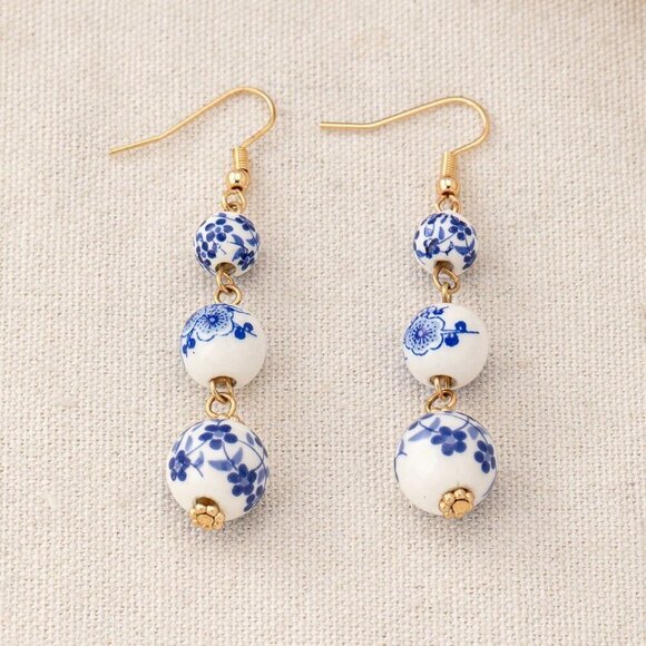 Yellow Gold Elegant Women's Handpainted And Porcelain Beaded Earrings - Picture 4 of 7